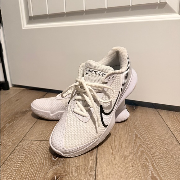 Nike Vapor Pro - Picture 2 of 3
